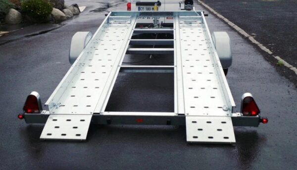 00002222 Einachsiger Autotransporter 1300 kg