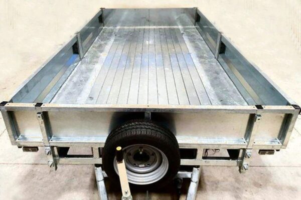 Indespension 2-Achs-Kippanhänger – 2700 kg zulässiges Gesamtgewicht