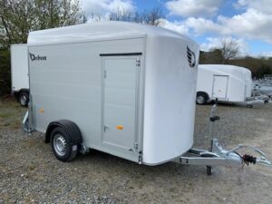 Debon Roadster 300 Van