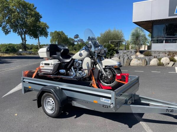 0099 Kippplattform: 2,60 m x 1,53 m / 750 kg BRENDERUP