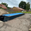 Ein Schiffscontainer wurde zum Swimmingpool umgebaut – 12 Meter