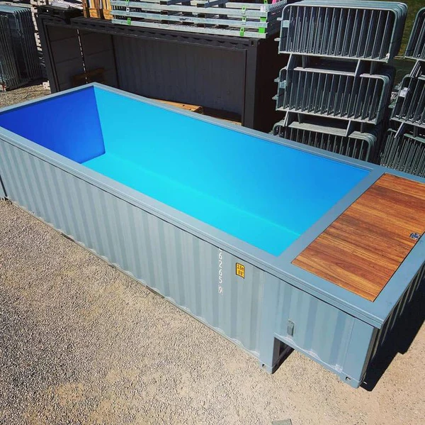 Kompakter Poolcontainer – 20 Fuß lang